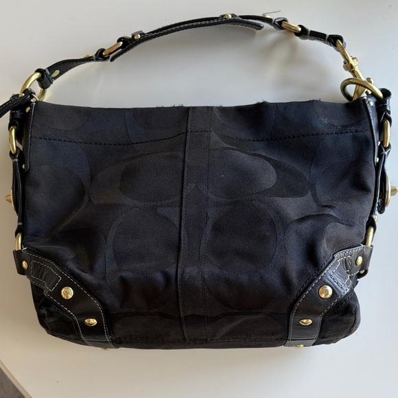 Coach Carly Signature Hobo Bag with Y2K charm - Picture 8 of 13